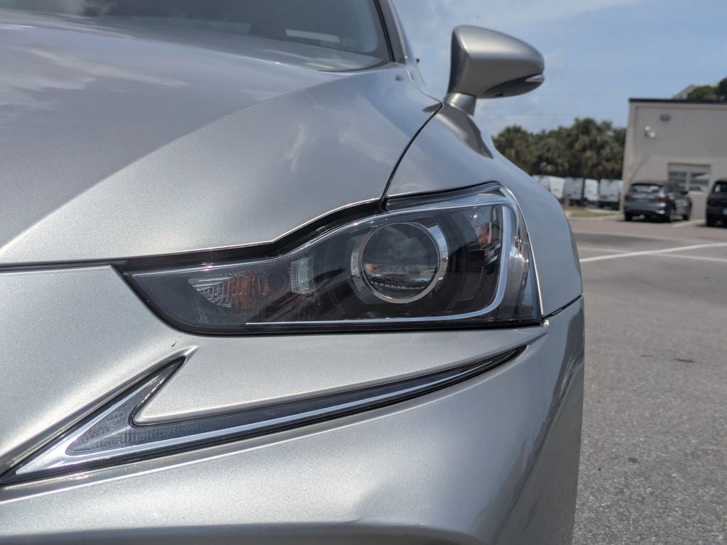 2019 Lexus IS 300