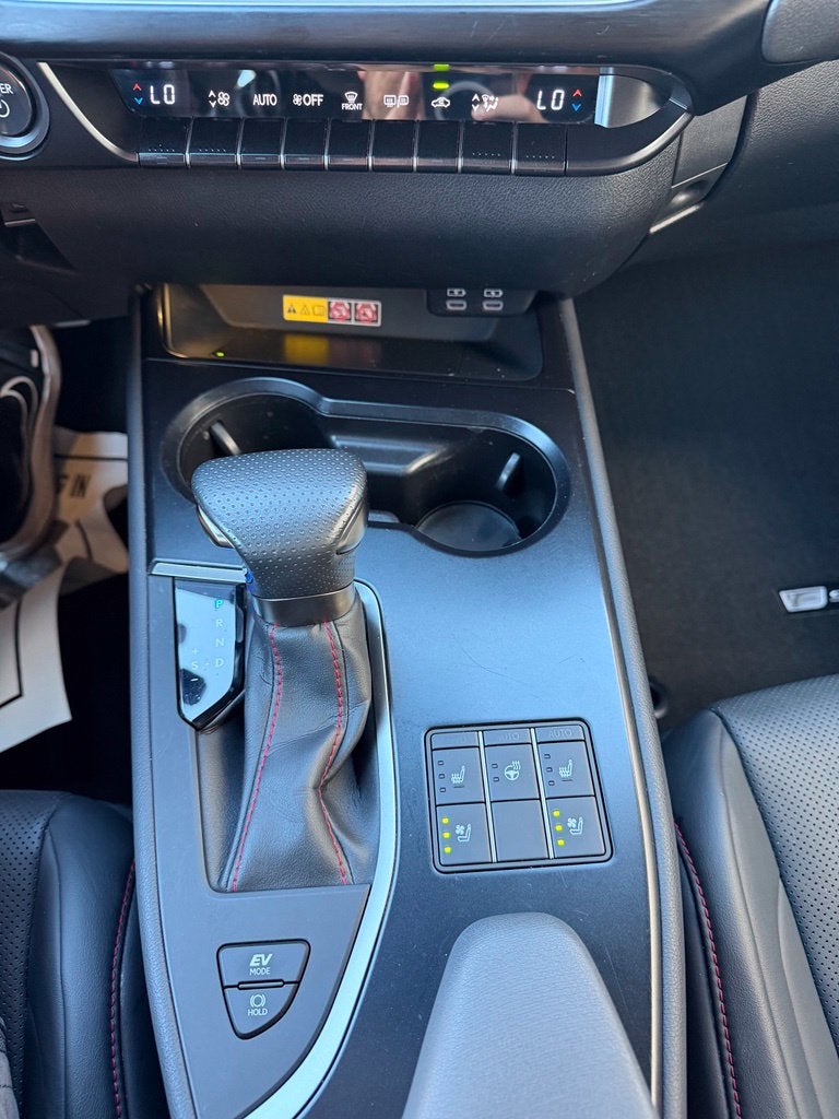2023 Lexus UX 250h F SPORT Handling