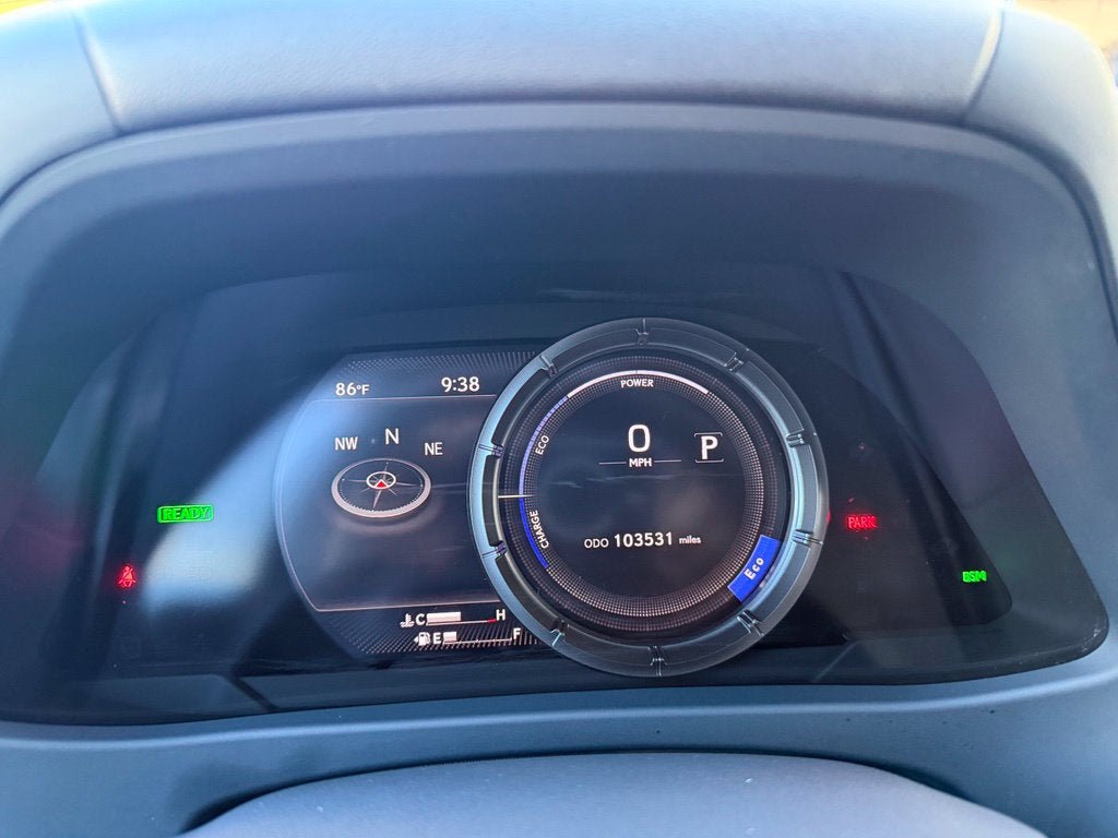 2023 Lexus UX 250h F SPORT Handling