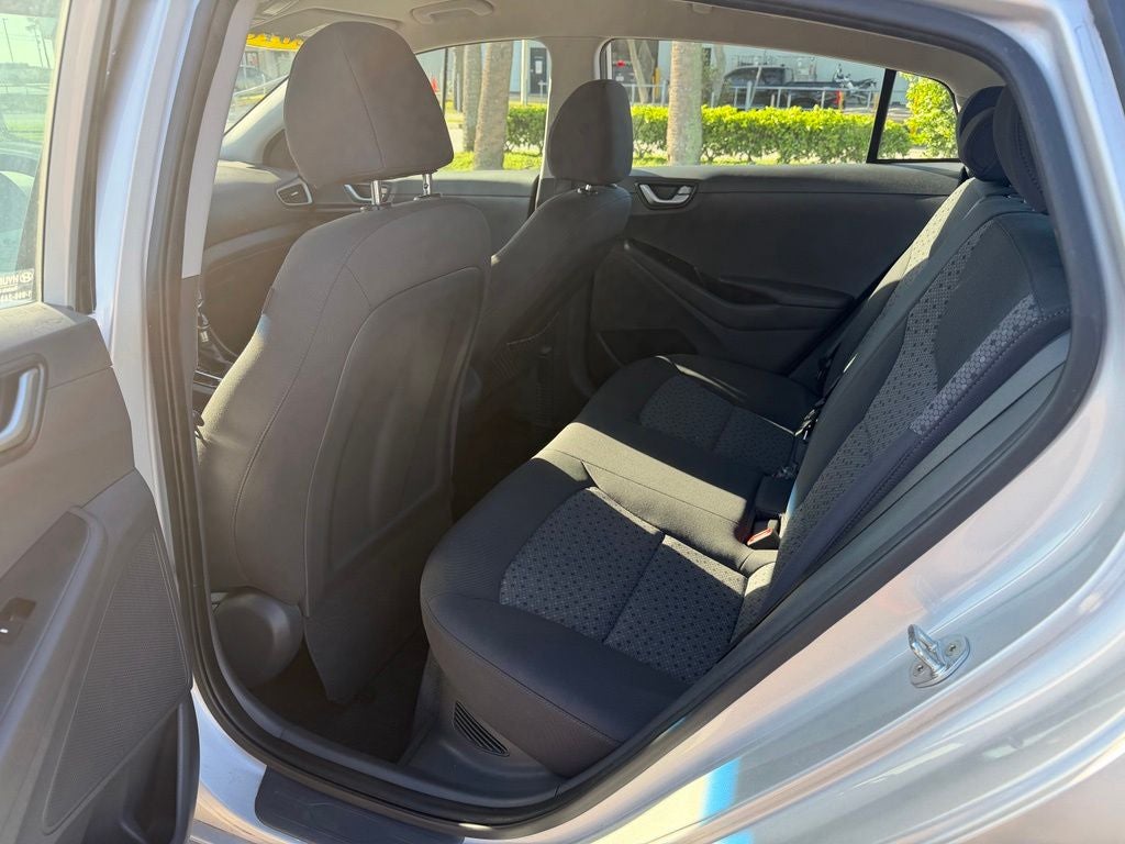 2018 Hyundai Ioniq Hybrid Blue