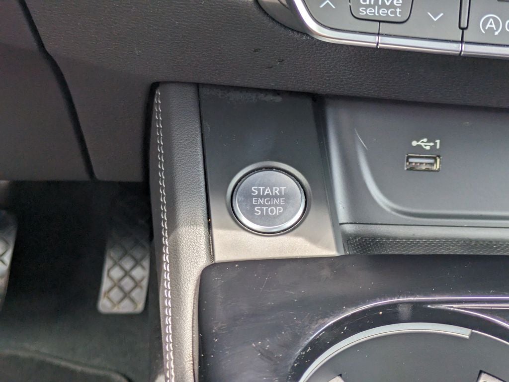 2024 Audi A4 45 S line Premium Plus quattro