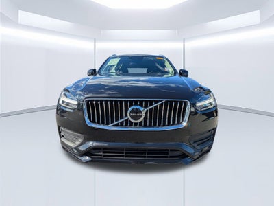 2022 Volvo XC90 T5 Momentum