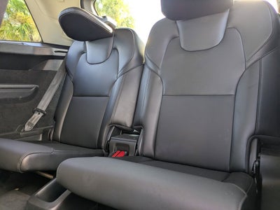 2022 Volvo XC90 T5 Momentum