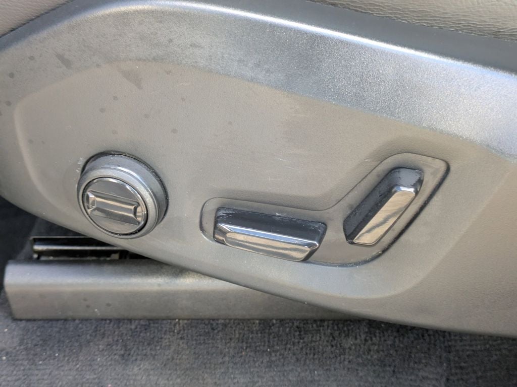 2022 Volvo XC90 T5 Momentum