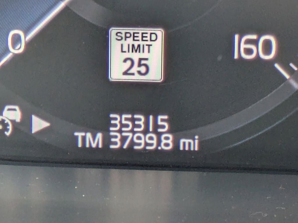 2022 Volvo XC90 T5 Momentum