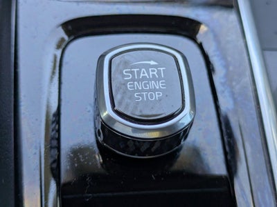 2022 Volvo XC90 T5 Momentum