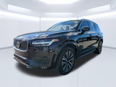 2022 Volvo XC90 T5 Momentum
